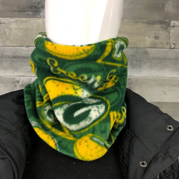 Green Bay Packers Fleece Neck Warmer: Handmade Scarf Tube - Picture 2 of 10